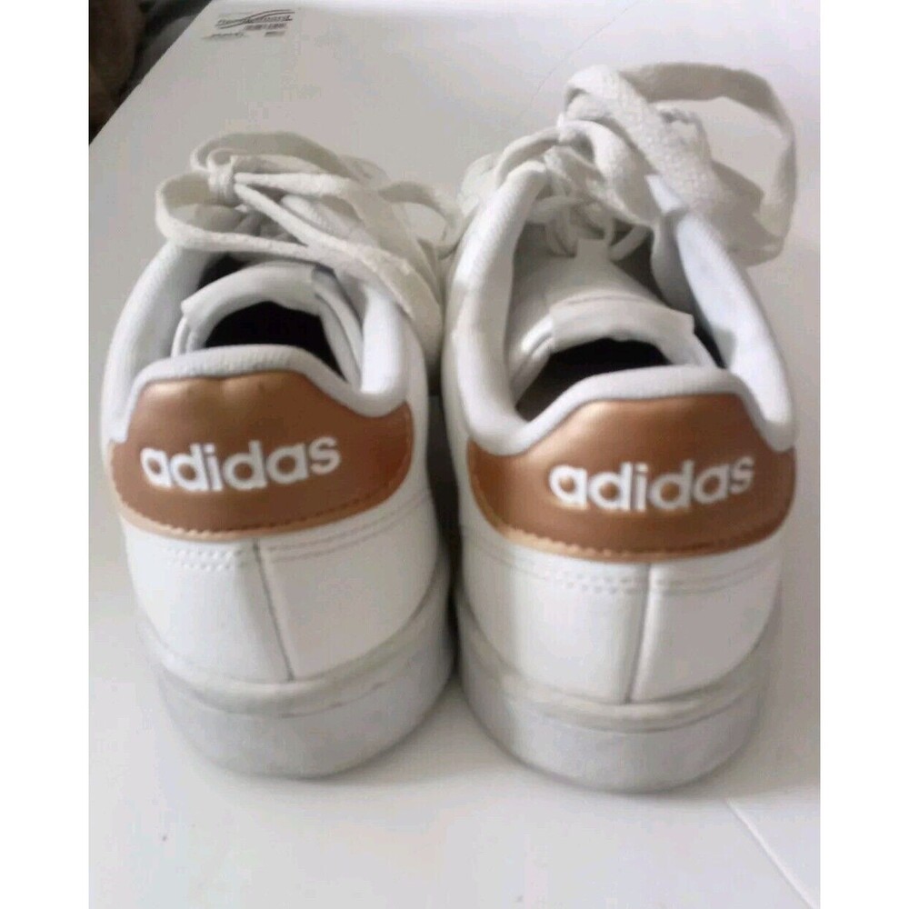 Size 9 ADIDAS ADVANTAGE SNEAKER WOMENS Color: Cloud White / Copper Metallic - Picture 3 of 7
